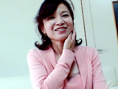 素人妻の飢えた性欲 千穂