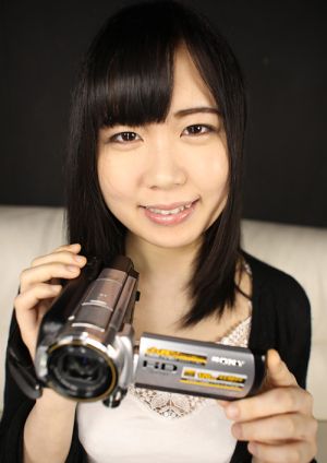 ゆずりはえなちゃんの舌・口内自撮り