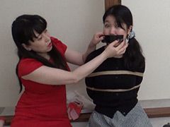 菅原花音・荊子 － 質問答えたら猿轡噛まされた件