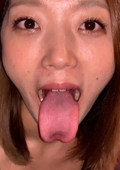 実はエッチな近所のお姉さんの舌苔採取 香苗レノン